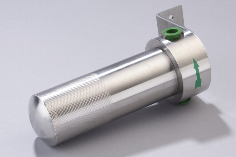 Oblique view of horizontal Universal Filter FSS-20SS