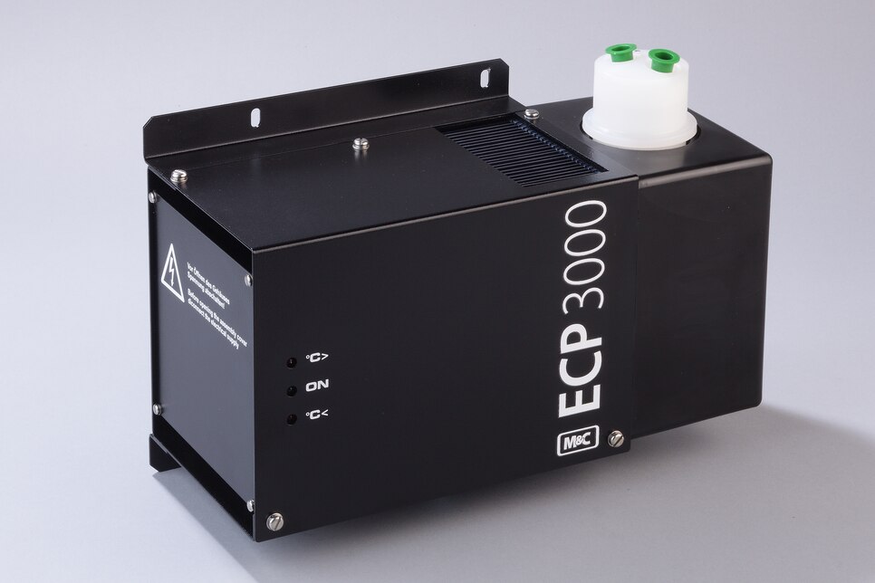 Oblique view of Peltier Gas Cooler ECP3000-PV