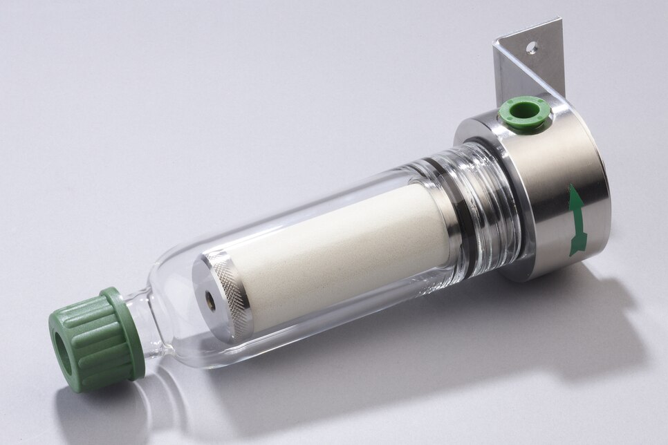 Oblique view of horizontal Universal Filter FS-20K-D