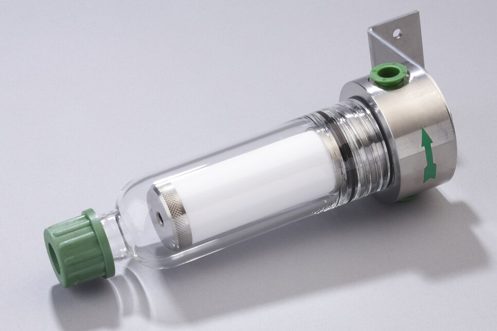 Schrägansicht liegender Universalfilter FS-20T-D