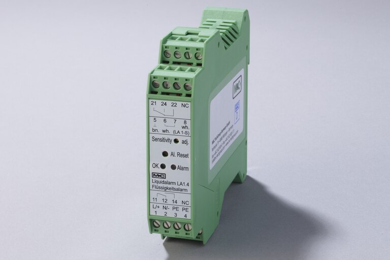 Oblique view of Electronic Controller LA-1.4