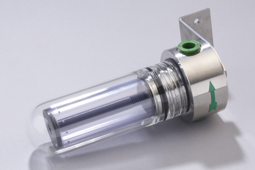 Schrägansicht liegender Universal Adsorptionsfilter FS-AP