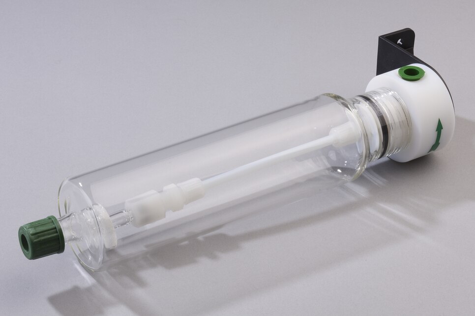Oblique view of horizontal Wash Bottle FT-W-GL18
