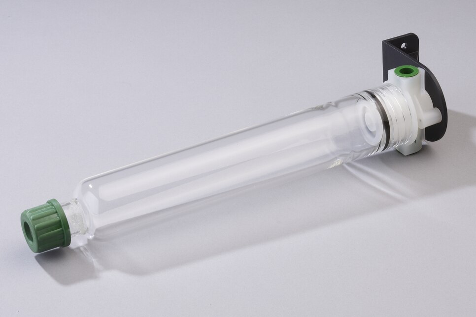 Oblique view of horizontal Universal Adsorption Filter FP-240-D/F