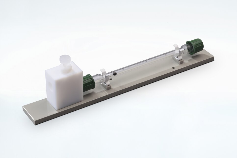 Oblique view of horizontal Flow Meter FM-10/100