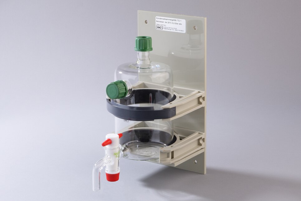 Oblique view of Condensate Vessel TG-1