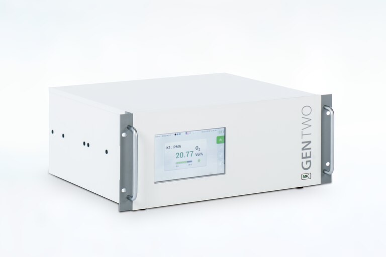 Oblique view of GENTWO Oxygen Analyzer PMA1000L V2.2G